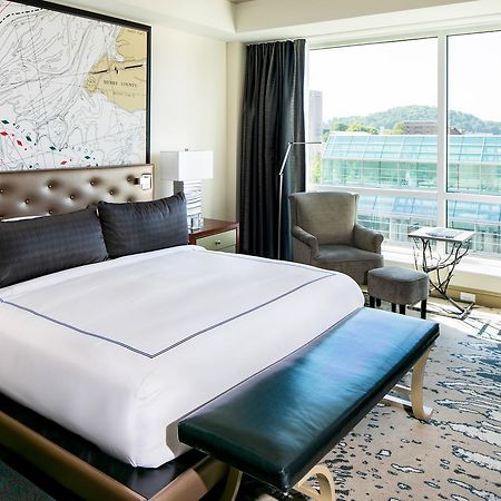 The Tennessean Personal Luxury Hotel Ноксвил Екстериор снимка
