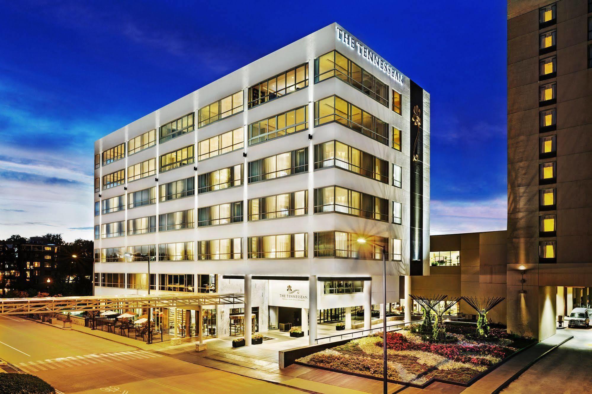 The Tennessean Personal Luxury Hotel Ноксвил Екстериор снимка