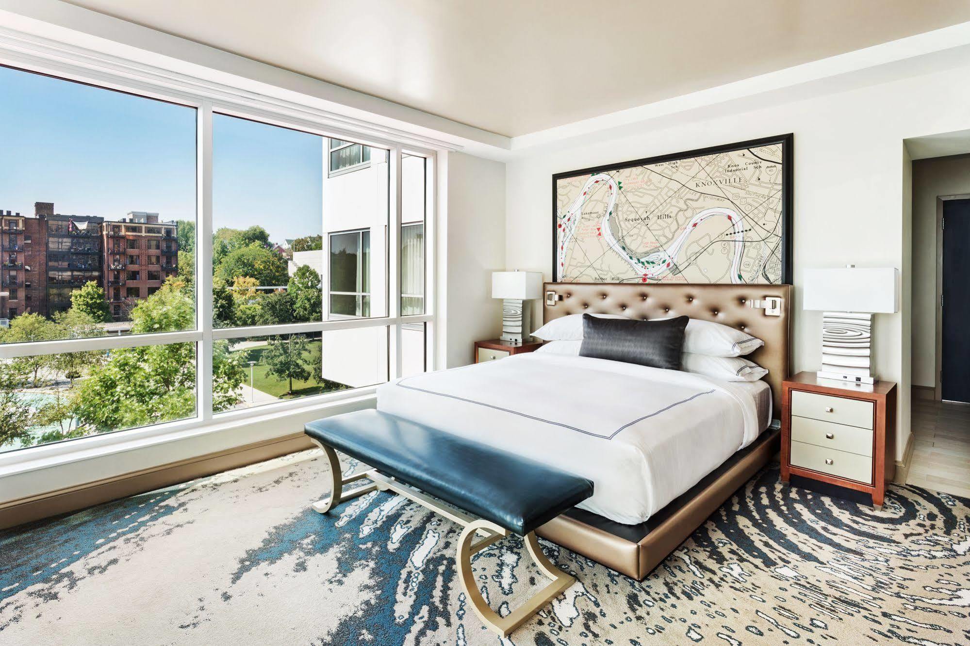 The Tennessean Personal Luxury Hotel Ноксвил Екстериор снимка